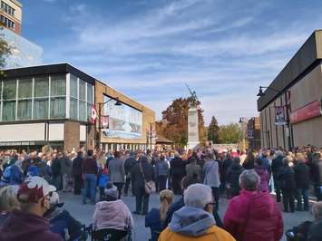 Big crowd at Chatham Remembrance Day service 2021. (Photo by Paul Pedro)
