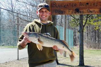Ryan Smith's 9.60 lbs. Walleye - May 10/18 (Photo Courtesy of Bluewater Anglers)