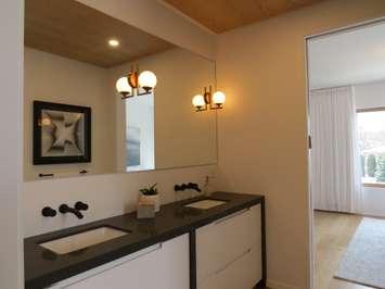 A shared bathroom at the Dream Lottery home at 1456 Byron Baseline Rd. (Photo by Miranda Chant, Blackburn News)