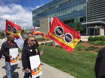 Rally at Blue Water Bridge June 8, 2016.  Blackburn News.com photo by Melanie Irwin. 