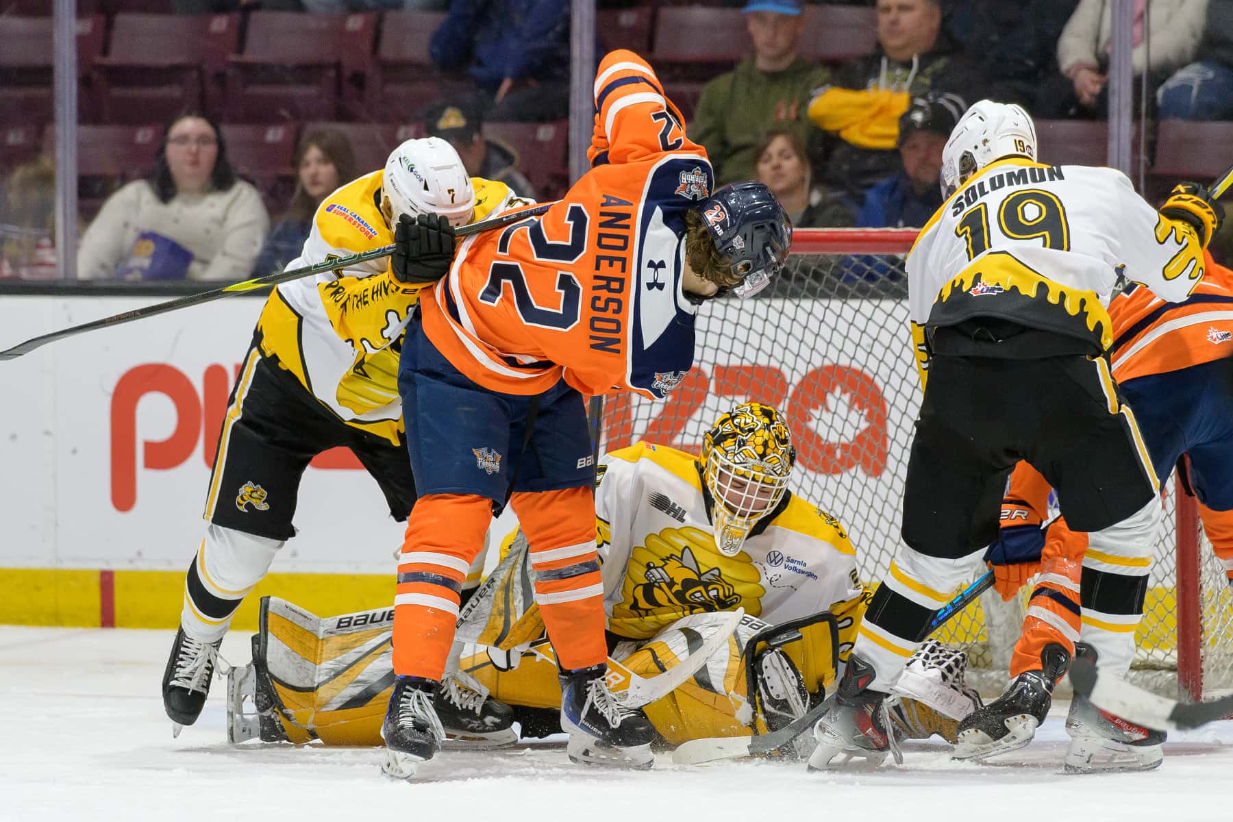 Sting drop 6-3 decision to Flint
