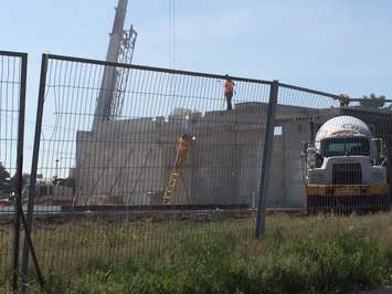 Construction of Hampton Inn in Point Edward