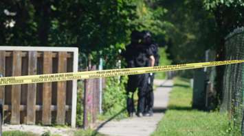 Sarnia police respond to barricaded man Aug 23, 2016. BlackburnNews.com photo by Jake Jeffery.
