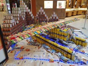 CANstruction 2018. (photo by Stephanie Chaves)