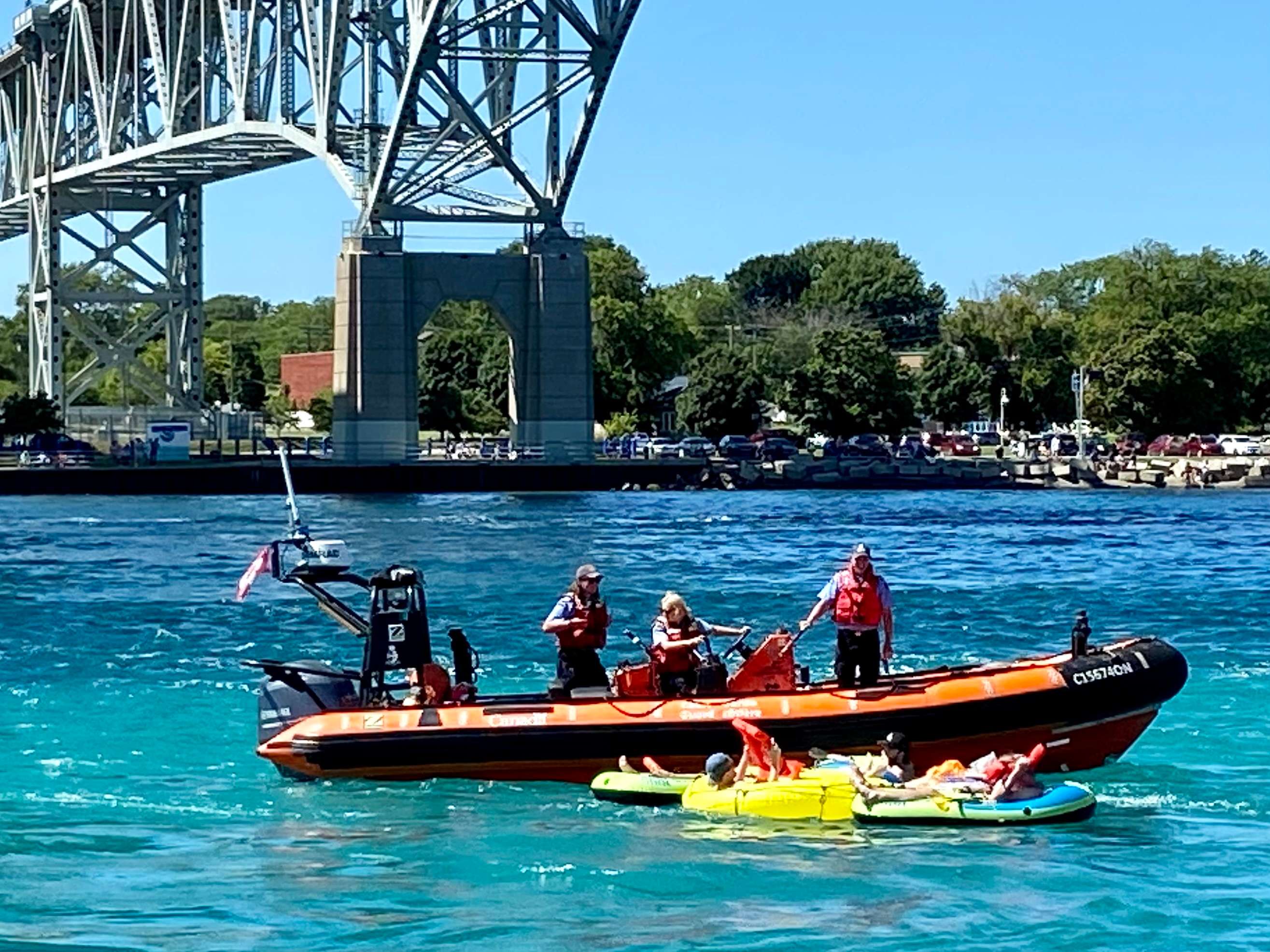Thousands participate in annual float down
