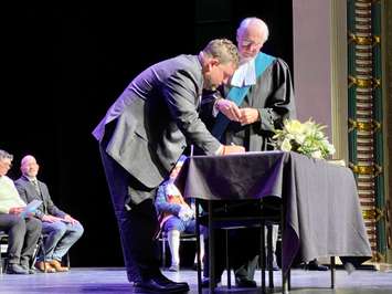 New members of council are sworn in for the 2022-2026 term at the Capitol Theatre in downtown Chatham, November  15, 2022. (Photo by Millar Hill)