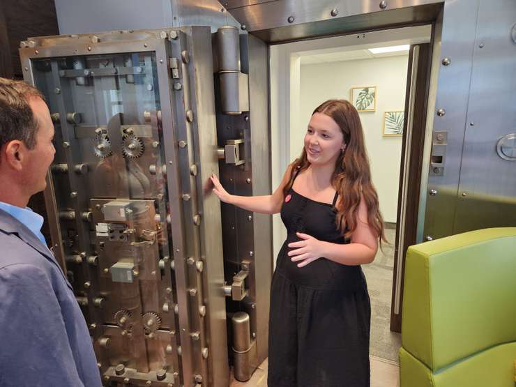 Janessa Labadie shows off a room at The Youth Wellness Hubs Ontario in downtown Sarnia (Sarnia News Today photo by Josh Boyce)