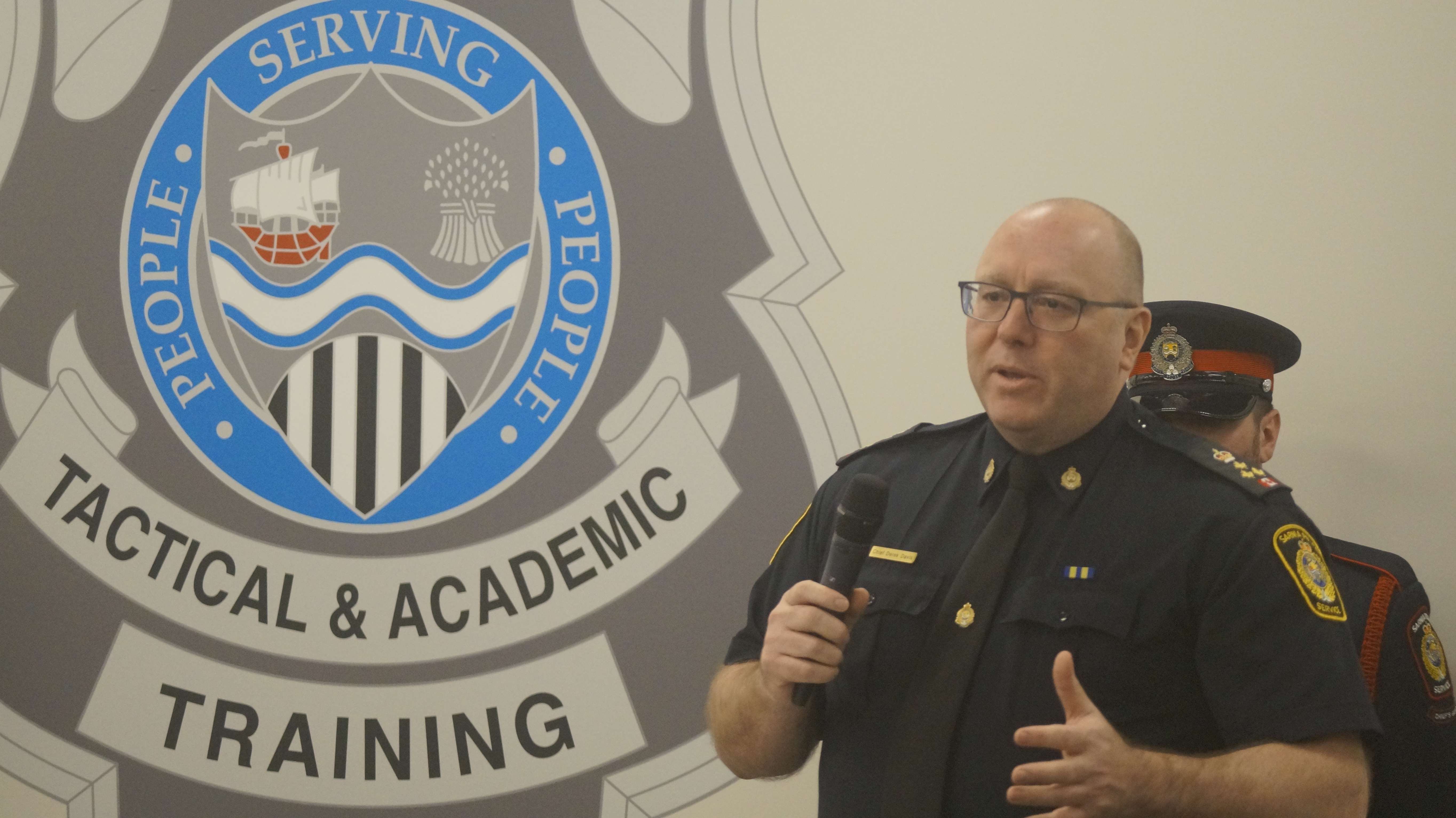 Sarnia police board awaiting outcome of criminal, workplace probes into Chief Derek Davis