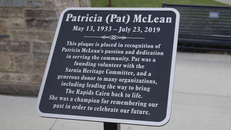 Centennial Cairn plaque unveiled. July 19, 2023. (Photo by Natalia Vega)