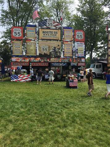 Rib lovers took to Tecumseh Park for Ribfest in Chatham, July 5, 2015. (Photo by the Blackburn Radio Summer Patrol)
