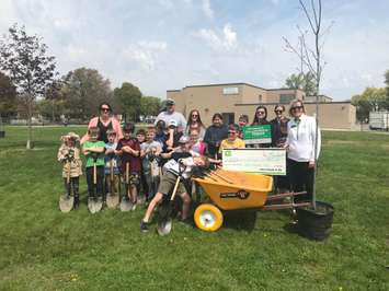 TD Bank presents a cheque for the Tomorrow's Greener Schools Today program. May 16, 2019 Photo by Melanie Irwin