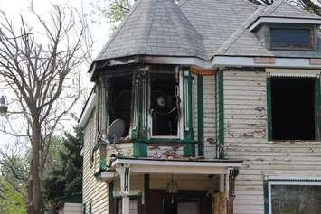 Windsor police continue to investigate at 579 Church St. after an arson, May 6, 2015. (Photo by Mike Vlasveld)