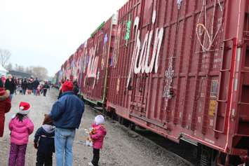 Hundreds gather in Windsor to watch as the CP Holiday Train pulls in. (Photo by Jason Viau)
