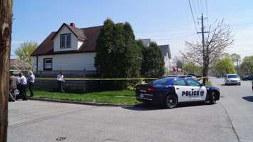 Police presence at the corner of Russell St. and Cobden St. May 6 2015. (BlackburnNews.com Photo by Jake Jeffrey).