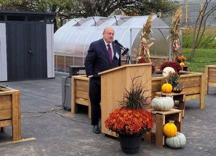 (Photo of Friday's announcement courtesy of Brentwood Recovery Home)