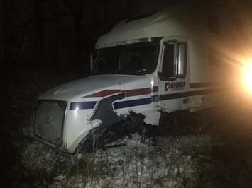 The scene after a tow truck was hit by transport truck on the Hwy. 401 near Kent Bridge Road. December 14, 2016. (Photo courtesy of Noorahmed Popal via Facebook)