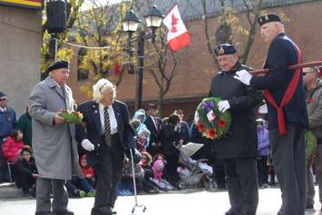 Remembrance Day ceremony at Chatham's Cenotaph, November 11, 2016 (Photo by Jake Kislinsky)
