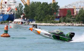 Powerboat racing on the St. Clair River August 9, 2015 (BlackburnNews.com photo by Dave Dentinger)
