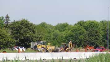 Construction on Highway 401 near Tilbury (Photo by Jake Kislinsky)