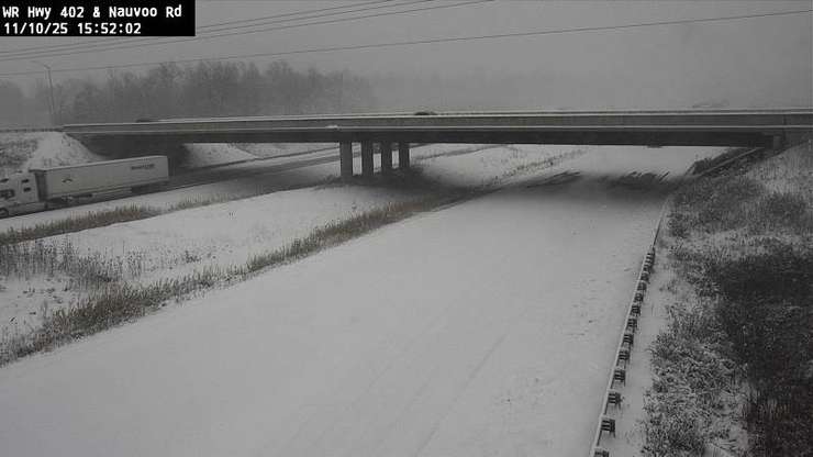 Highway 402 at Nauvoo Road - Nov. 10/25 (Photo courtesy of Ontario 511 traffic cameras)