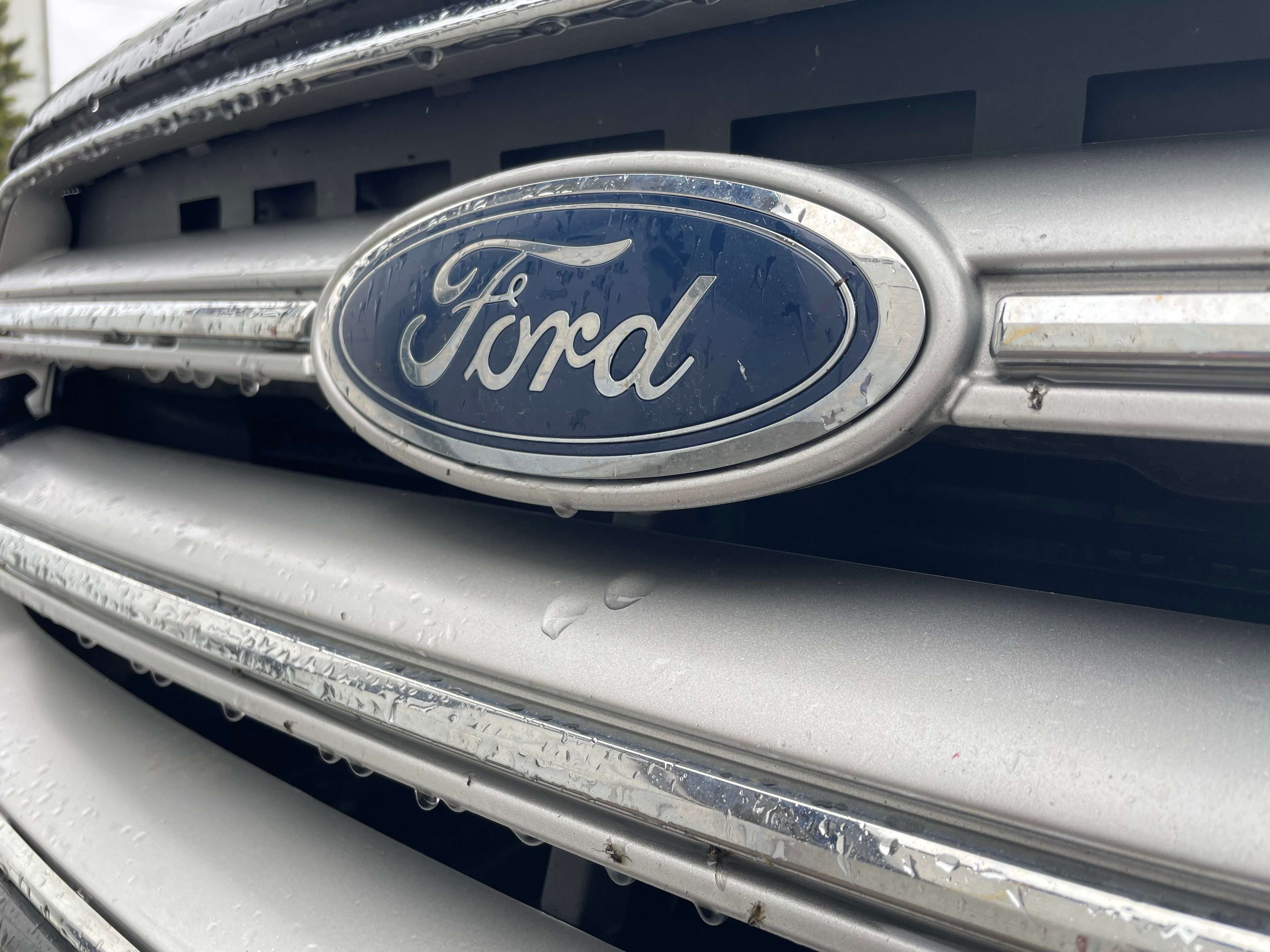 Unifor begins negotiations with Ford