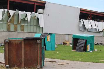 Crews assess and clean up the damage left near the EC Row Expressway and Central Avenue in Windsor on August 25, 2016 after a tornado hit the area. (Photo by Ricardo Veneza)