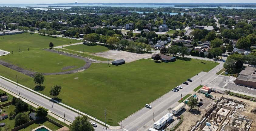 Amherstburg welcomes donation for H. Murray Smith Centennial Park