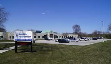 Lambton Public Health on Exmouth Street in Sarnia. 27 April 2020. (BlackburnNews.com photo by Colin Gowdy)