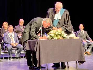 New members of council are sworn in for the 2022-2026 term at the Capitol Theatre in downtown Chatham, November  15, 2022. (Photo by Millar Hill)