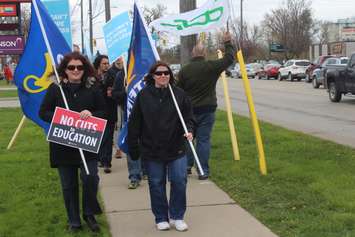 Dozens gather in Chatham on Tuesday, April 30, 2019 to rally against provincial funding cuts to education. (Photo by Allanah Wills) 