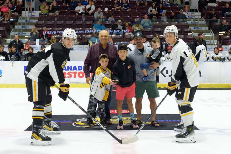 The Sarnia Sting wrap up their 2023 training camp with the Black and White game. 31 August 2023. (Metcalfe Photography)
