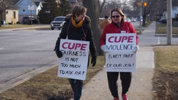 CUPE 1238 held an information picket and rally at the Lambton Kent District School Board's Sarnia office Tuesday afternoon. February 23, 2016 (BlackburnNews.com Photo by Briana Carnegie)