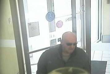 Photo of a bank robbery suspect courtesy of the Ontario Provincial Police, January 21, 2015.