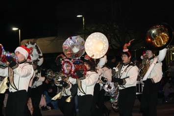 Sarnia Santa Claus Parade 2014 (BlackburnNews.com photo by Dave Dentinger)