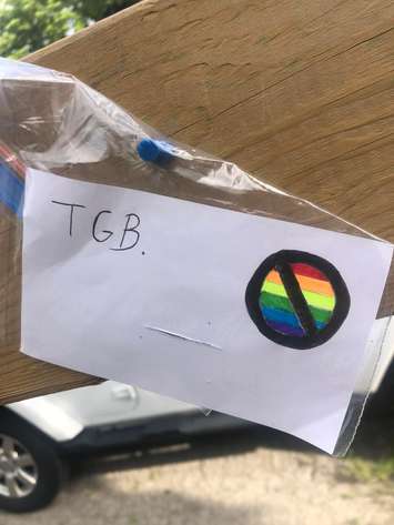 Anti-pride note left behind (Image courtesy of Kelly Spencer via Facebook)