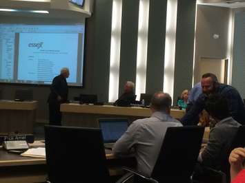 Mayor Ron McDermott and Councillor Larry Snively argue at the Essex council meeting on October 5, 2015. (Photo by Ricardo Veneza)