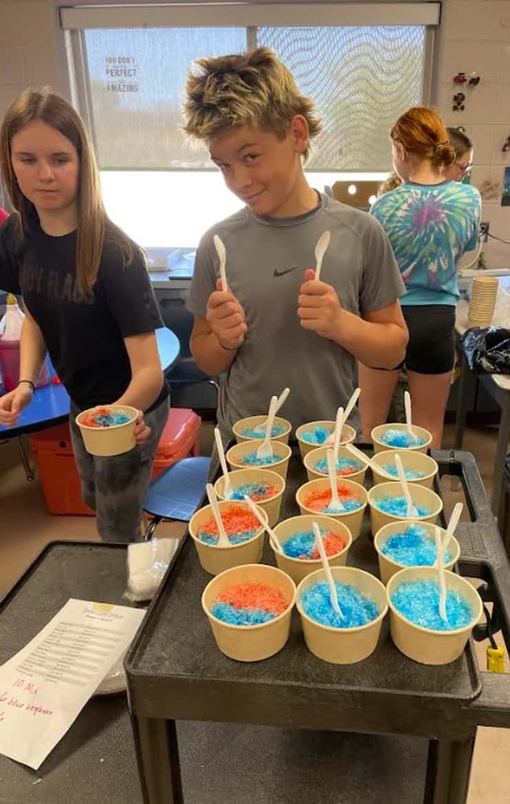 Snow cone fundraiser. (Photo courtesy of Aaron Rupert)