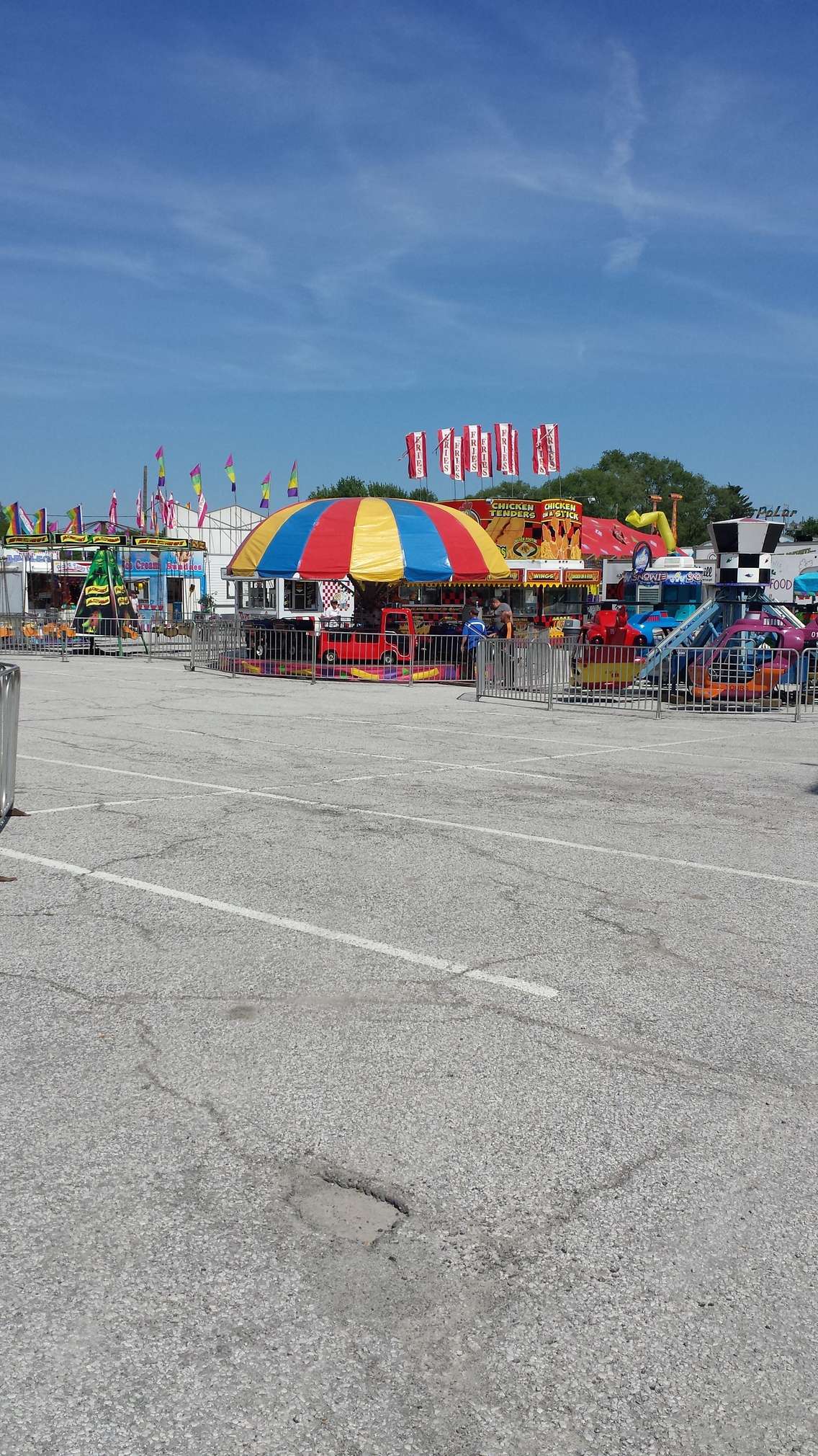 The Chatham Kinsmen Fair. (Photo by the Blackburn Radio Summer Patrol)