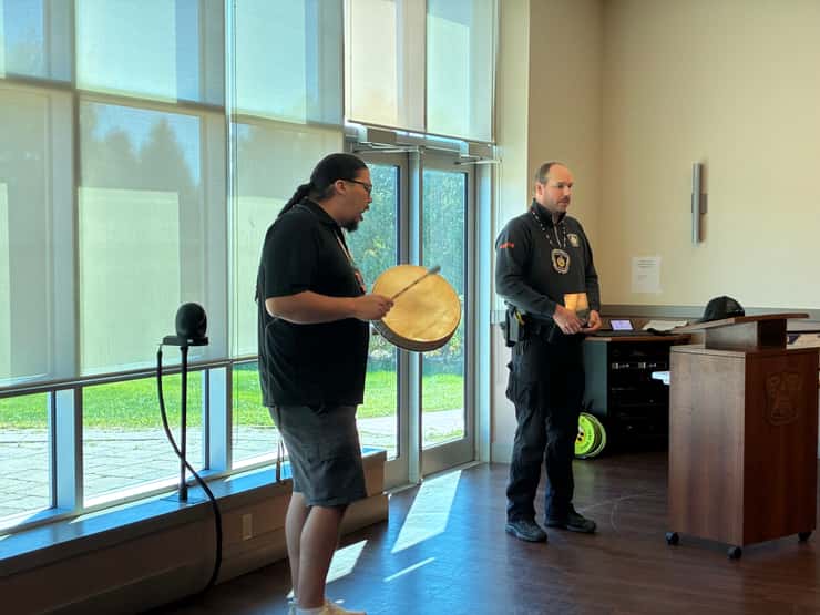 Honour song, performed by Matt Isaac, during Cst. Tyler Callander's award ceremony. September 28, 2026. (Photo by Natalia Vega)