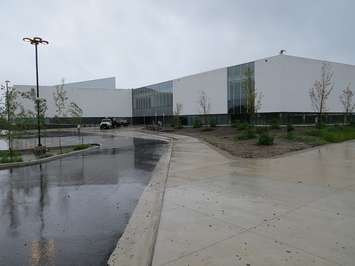 The exterior of the Bostwick Community Centre, YMCA, and Library on Southdale Rd. W. (Photo by Miranda Chant, Blackburn News)