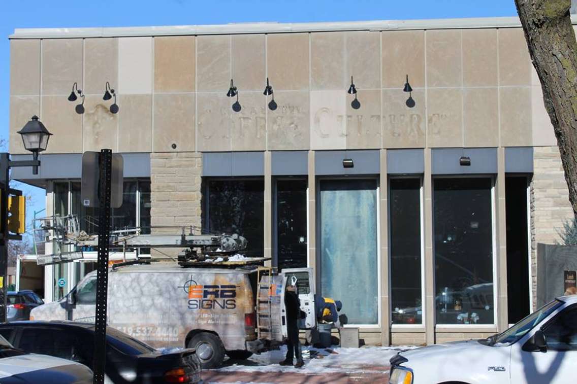 The former Coffee Culture on King St. W in Chatham, December 15, 2016 (Photo by Matt Weverink)