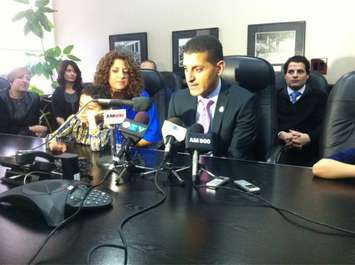 Windsor Mayor Eddie Francis at a news conference, Jan. 10, 2014. (Photo by Maureen Revait)