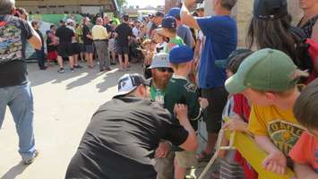 London Knights with fans at Victoria Park, May 30, 2016. Photo by Miranda Chant, Blackburn News.