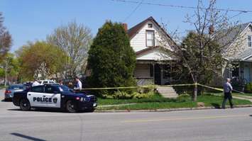 Police presence at the corner of Russell St. and Cobden St. May 6 2015. (BlackburnNews.com Photo by Jake Jeffrey).