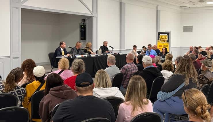 The Sarnia News Today mayoral debate at the Dante Club - Oct. 1/26 (Photo courtesy of Rachel Jackson)