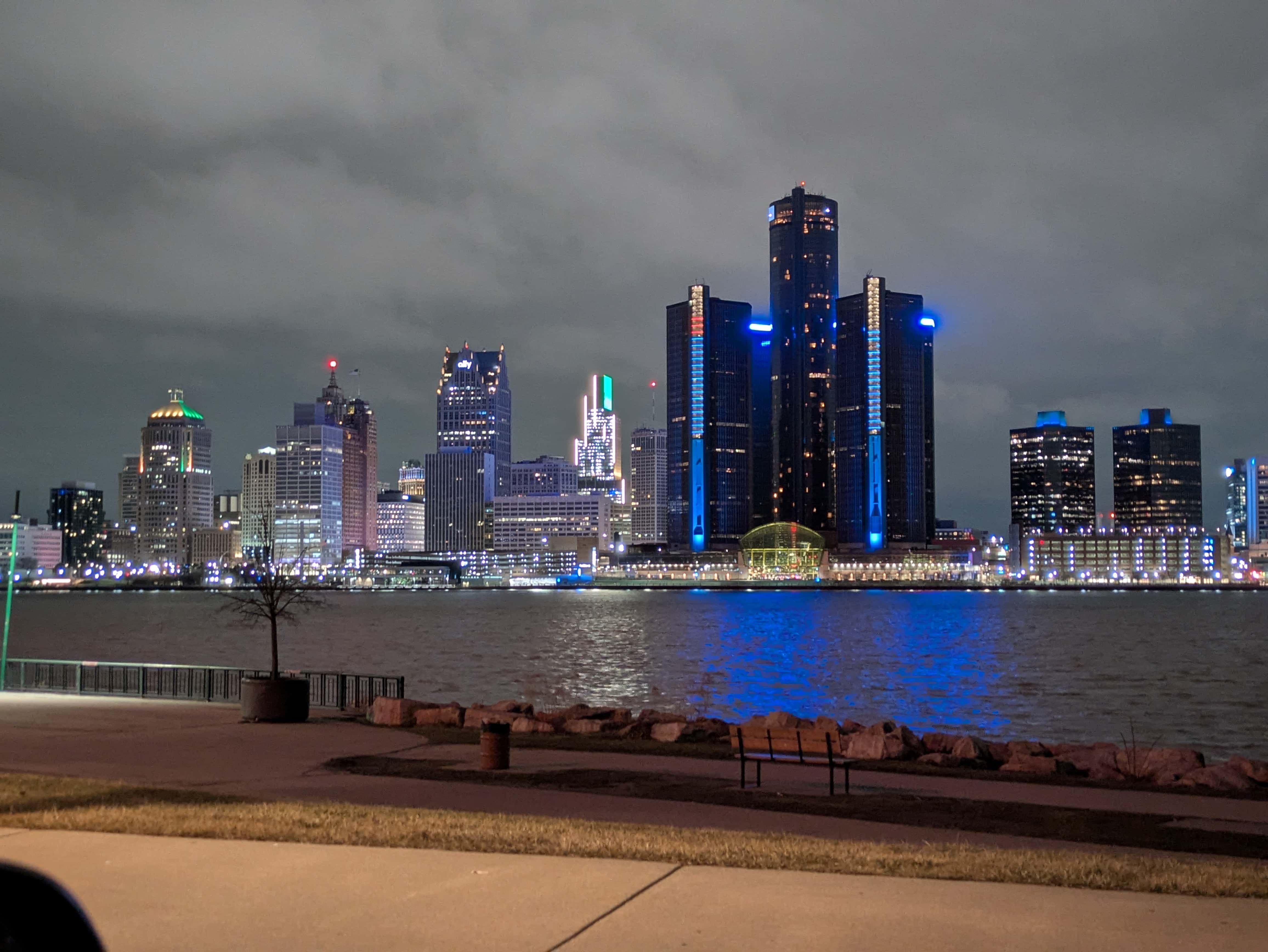 UPDATE: Detroit group to fly aerial banner expressing gratitude for ...