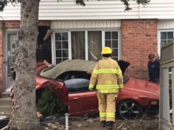 A vehicle crashed into the front of a duplex on Culver Dr., April 19, 2017. Photo courtesy of Anita Garnet.