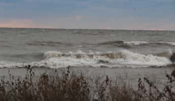 Lake Erie on November 30, 2022. (Millar Hill)
