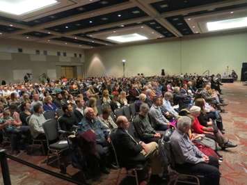 The crowd at the inaugural council meeting at the London Convention Centre, December 3, 2018. (Photo by Miranda Chant, Blackburn News)