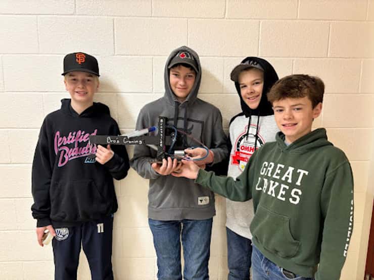 Junk Drawer Races Silver Medal Winners Bro’s Craning from Brookside Public School From Left: Foster Lambourn, Mason Fielder, Easton Andrew, Liam MacDougall. Photo from AMDSB